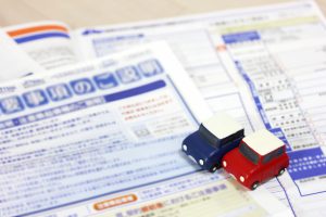 車買い替え、自動車保険の手続きとタイミングについて